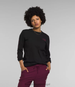 roupas The North Face mulheres camiseta estampada com manga comprida tnf preto/boysenberry 8T02T1094